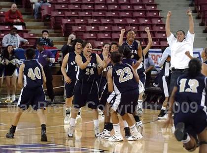 Thumbnail 1 in Mater Dei vs. Modesto Christian (CIF State D4 Final) photogallery.