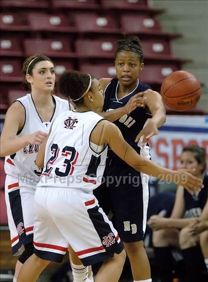 Thumbnail 3 in Mater Dei vs. Modesto Christian (CIF State D4 Final) photogallery.