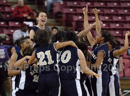 Thumbnail 3 in Mater Dei vs. Modesto Christian (CIF State D4 Final) photogallery.