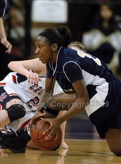 Thumbnail 2 in Mater Dei vs. Modesto Christian (CIF State D4 Final) photogallery.