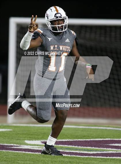 Thumbnail 1 in W.T. White vs R.L. Turner @ Loos Stadium photogallery.