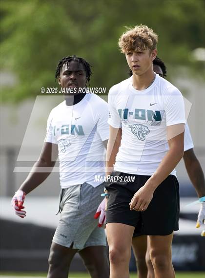 Thumbnail 1 in Bradford vs Providence (Jaguars Prep Nike 11-On 7v7) photogallery.