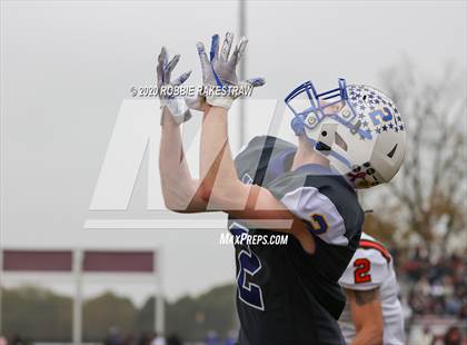 Thumbnail 2 in Gilmer vs. Sunnyvale (UIL 4A D2 Regionals) photogallery.