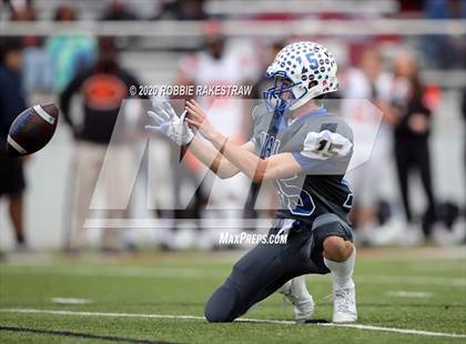 Thumbnail 2 in Gilmer vs. Sunnyvale (UIL 4A D2 Regionals) photogallery.