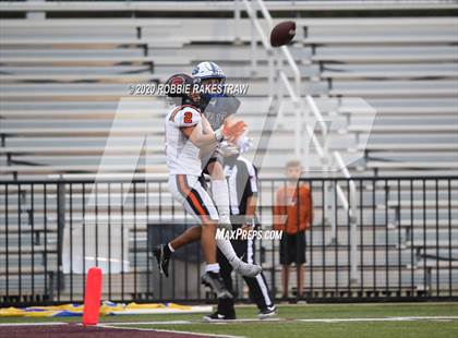 Thumbnail 2 in Gilmer vs. Sunnyvale (UIL 4A D2 Regionals) photogallery.