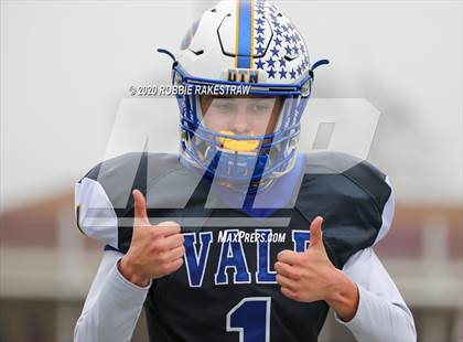 Thumbnail 3 in Gilmer vs. Sunnyvale (UIL 4A D2 Regionals) photogallery.