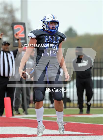 Thumbnail 3 in Gilmer vs. Sunnyvale (UIL 4A D2 Regionals) photogallery.