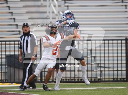 Thumbnail 3 in Gilmer vs. Sunnyvale (UIL 4A D2 Regionals) photogallery.