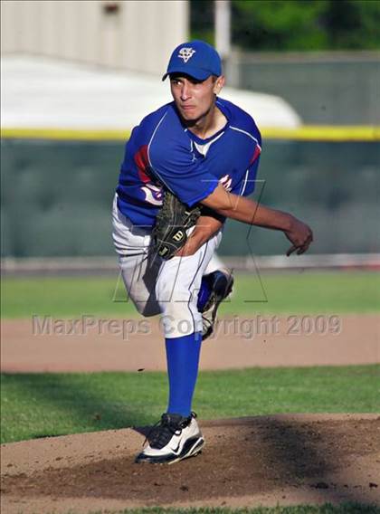 Thumbnail 2 in Marin Academy vs St. Vincent @ Albert Park (CIF NCS D5 Playoffs ) photogallery.