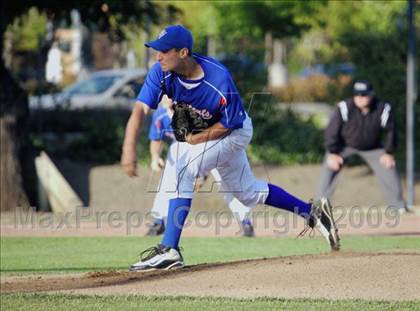 Thumbnail 2 in Marin Academy vs St. Vincent @ Albert Park (CIF NCS D5 Playoffs ) photogallery.
