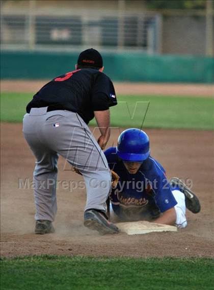 Thumbnail 3 in Marin Academy vs St. Vincent @ Albert Park (CIF NCS D5 Playoffs ) photogallery.