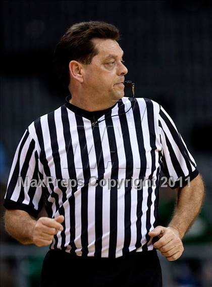 Thumbnail 1 in Covington Catholic vs. Ryle (KHSA Ninth Region Quarterfinal) photogallery.