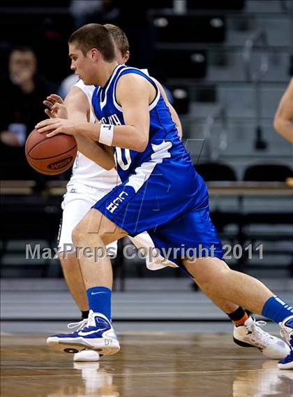 Thumbnail 1 in Covington Catholic vs. Ryle (KHSA Ninth Region Quarterfinal) photogallery.
