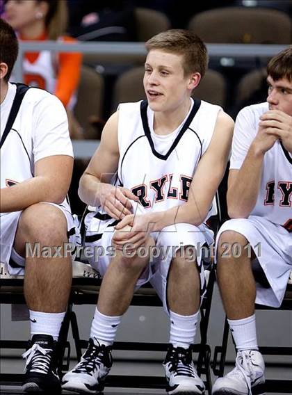 Thumbnail 2 in Covington Catholic vs. Ryle (KHSA Ninth Region Quarterfinal) photogallery.