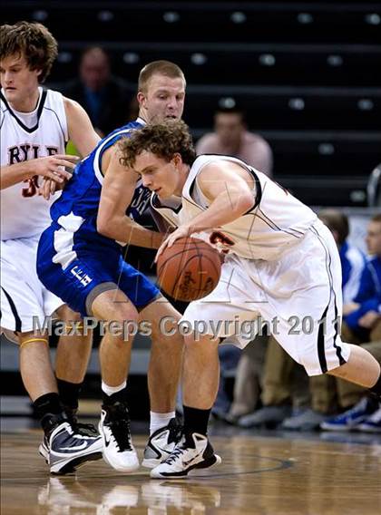 Thumbnail 1 in Covington Catholic vs. Ryle (KHSA Ninth Region Quarterfinal) photogallery.