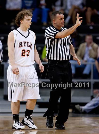 Thumbnail 3 in Covington Catholic vs. Ryle (KHSA Ninth Region Quarterfinal) photogallery.