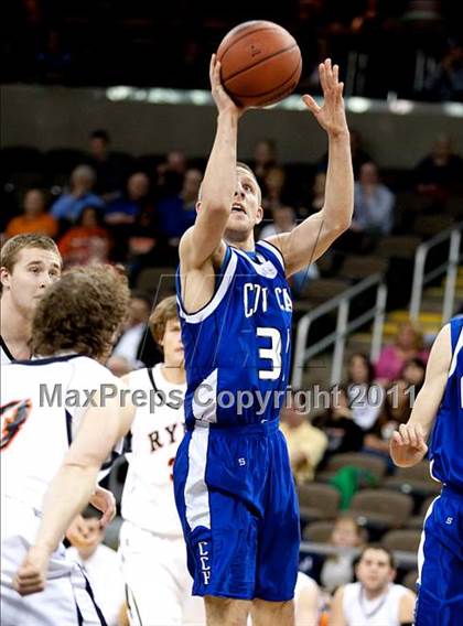 Thumbnail 1 in Covington Catholic vs. Ryle (KHSA Ninth Region Quarterfinal) photogallery.