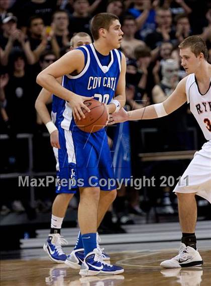 Thumbnail 1 in Covington Catholic vs. Ryle (KHSA Ninth Region Quarterfinal) photogallery.