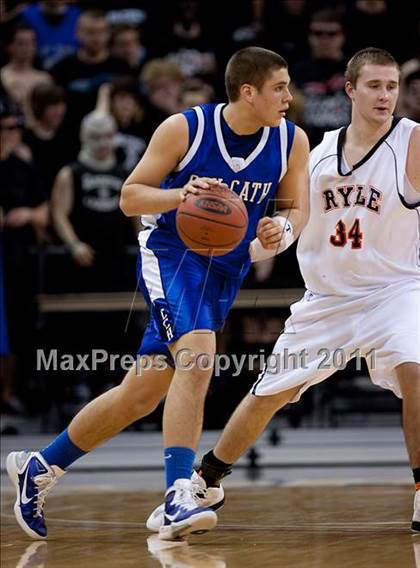 Thumbnail 2 in Covington Catholic vs. Ryle (KHSA Ninth Region Quarterfinal) photogallery.
