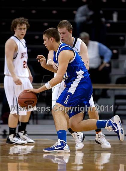 Thumbnail 2 in Covington Catholic vs. Ryle (KHSA Ninth Region Quarterfinal) photogallery.