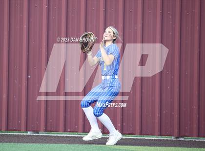 Thumbnail 1 in Aubrey vs Sulphur Springs (UIL 4A Softball Region 2 Regional Semifinal) photogallery.