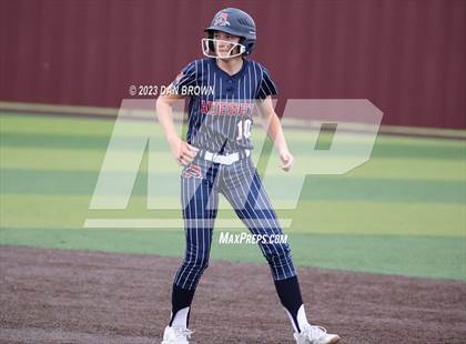 Thumbnail 1 in Aubrey vs Sulphur Springs (UIL 4A Softball Region 2 Regional Semifinal) photogallery.
