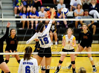 Thumbnail 3 in Boyd- vs Grace Baptist Academy (Hixson Invitation) photogallery.