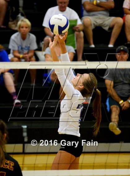 Thumbnail 1 in Boyd- vs Grace Baptist Academy (Hixson Invitation) photogallery.