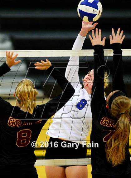 Thumbnail 1 in Boyd- vs Grace Baptist Academy (Hixson Invitation) photogallery.
