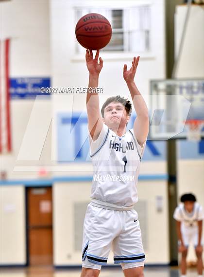 Thumbnail 3 in Triton @ Highland Regional photogallery.