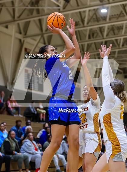 Thumbnail 2 in Episcopal @ Clovis West photogallery.