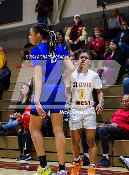 Thumbnail 2 in Episcopal @ Clovis West photogallery.