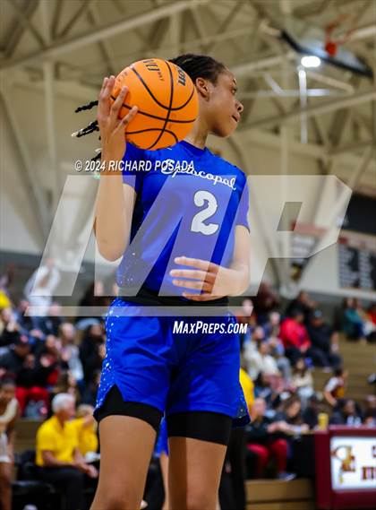 Thumbnail 1 in Episcopal @ Clovis West photogallery.