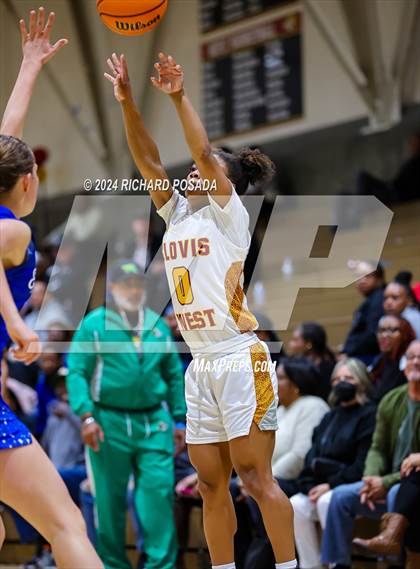 Thumbnail 2 in Episcopal @ Clovis West photogallery.