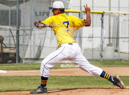 Thumbnail 1 in La Salle @ Alhambra (Dave Moore Classic) photogallery.