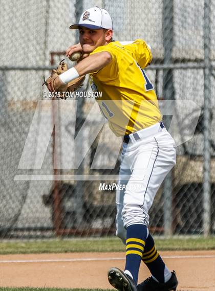 Thumbnail 2 in La Salle @ Alhambra (Dave Moore Classic) photogallery.