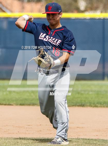 Thumbnail 3 in La Salle @ Alhambra (Dave Moore Classic) photogallery.