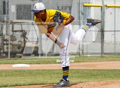 Thumbnail 1 in La Salle @ Alhambra (Dave Moore Classic) photogallery.