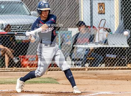 Thumbnail 2 in La Salle @ Alhambra (Dave Moore Classic) photogallery.