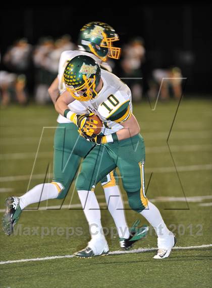 Thumbnail 3 in Regis vs. Edgar (WIAA D6 Level 4 Playoffs)   photogallery.
