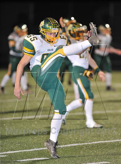 Thumbnail 1 in Regis vs. Edgar (WIAA D6 Level 4 Playoffs)   photogallery.
