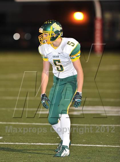 Thumbnail 2 in Regis vs. Edgar (WIAA D6 Level 4 Playoffs)   photogallery.