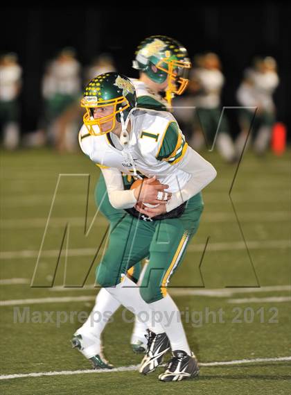 Thumbnail 2 in Regis vs. Edgar (WIAA D6 Level 4 Playoffs)   photogallery.