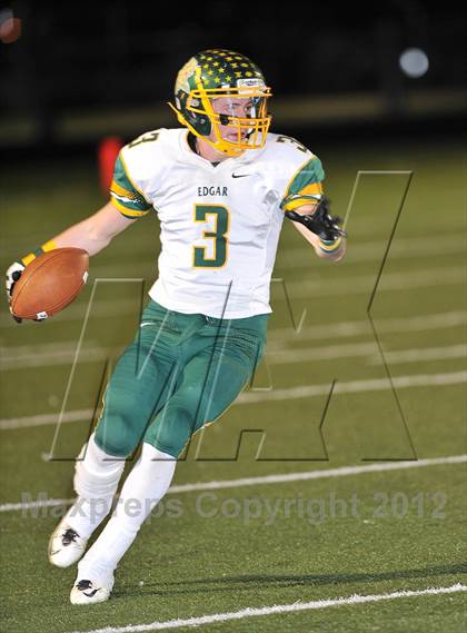 Thumbnail 3 in Regis vs. Edgar (WIAA D6 Level 4 Playoffs)   photogallery.
