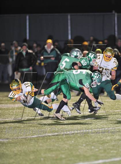 Thumbnail 3 in Regis vs. Edgar (WIAA D6 Level 4 Playoffs)   photogallery.