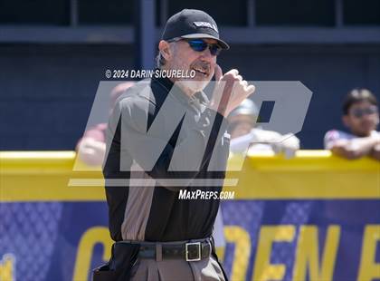 Thumbnail 2 in Ray vs. Desert Heights Prep (AIA 1A Round 1 Playoff) photogallery.