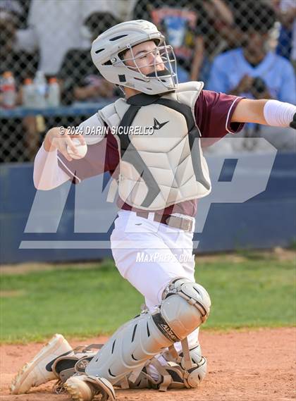 Thumbnail 3 in Ray vs. Desert Heights Prep (AIA 1A Round 1 Playoff) photogallery.