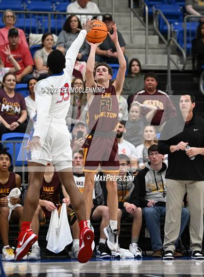 Thumbnail 2 in Parkview vs. Lake Hamilton  (AAA 5A 2nd Round State Playoff) photogallery.