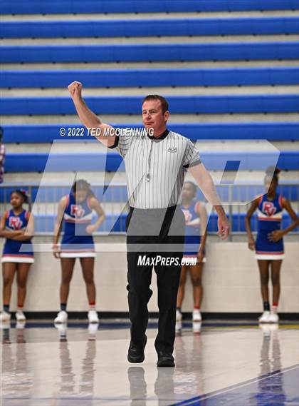 Thumbnail 3 in Parkview vs. Lake Hamilton  (AAA 5A 2nd Round State Playoff) photogallery.