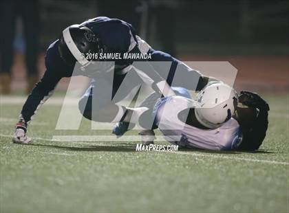 Thumbnail 2 in Sierra Canyon vs Los Angeles (CIF 2-A Regional Final) photogallery.